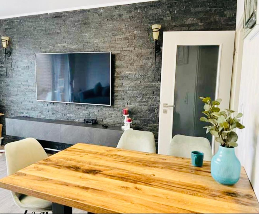 Ernesto Laatzen Apartment